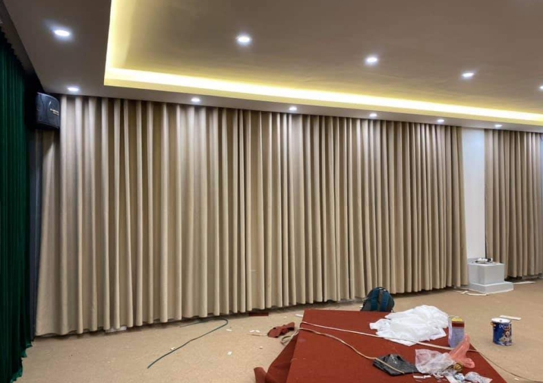 Màn cửa long khánh